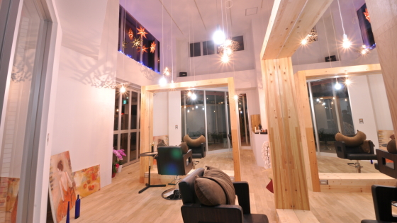 LUCE HAIR DESIGNl@Zbg04